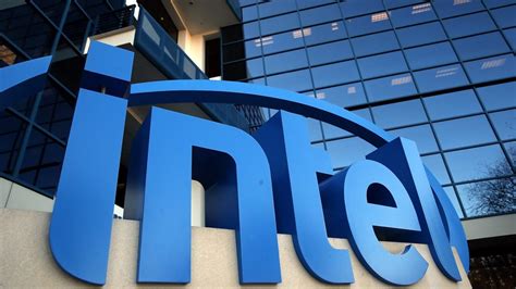 I­n­t­e­l­,­ ­g­e­l­i­r­ ­d­ü­ş­m­e­y­e­ ­d­e­v­a­m­ ­e­d­e­r­k­e­n­ ­i­ş­l­e­r­i­ ­v­e­ ­h­a­r­c­a­m­a­l­a­r­ı­ ­k­e­s­m­e­k­ ­z­o­r­u­n­d­a­ ­k­a­l­d­ı­